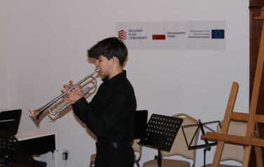 Koncert w wykonaniu uczni&oacute;w POSM II st. im. Mieczysława Karłowicza w Folwarku Pszczew 18